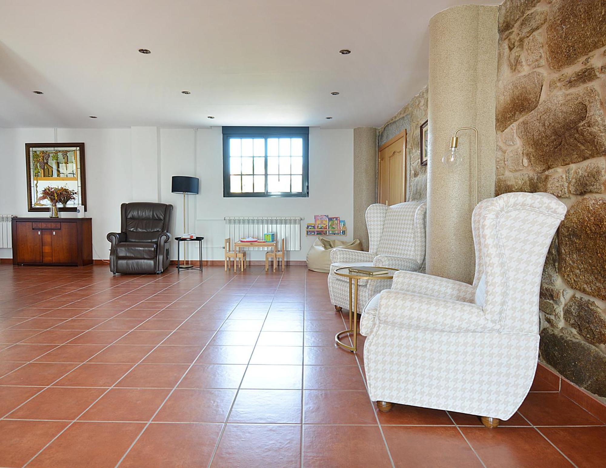 Galihost - Casa Con Enorme Jardin En Cambados Villa Exterior photo